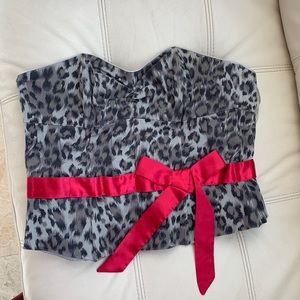 G by Guess Corset strapless top.